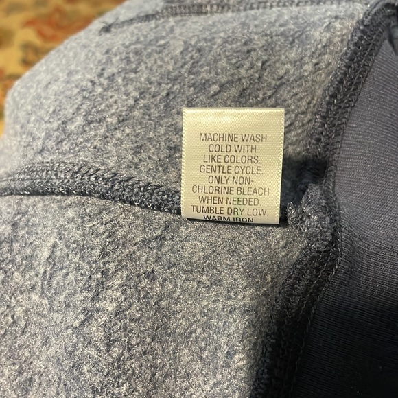 Sonoma Life Style Sporting Goods Gym to Street XL made in the Philippines. Navy - Picture 12 of 13